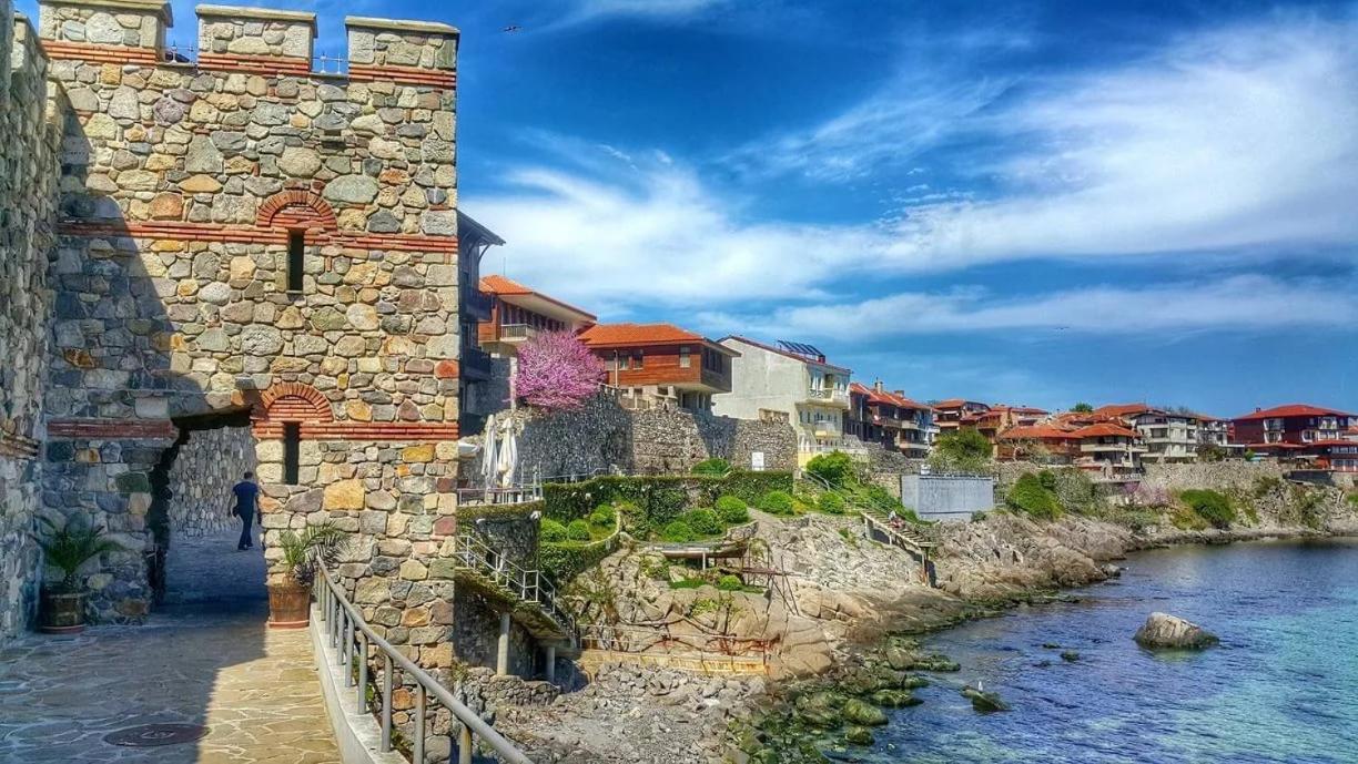 Gardenia Suites Sozopol Exteriör bild