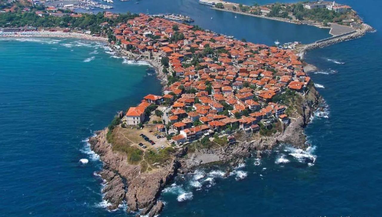 Gardenia Suites Sozopol Exteriör bild